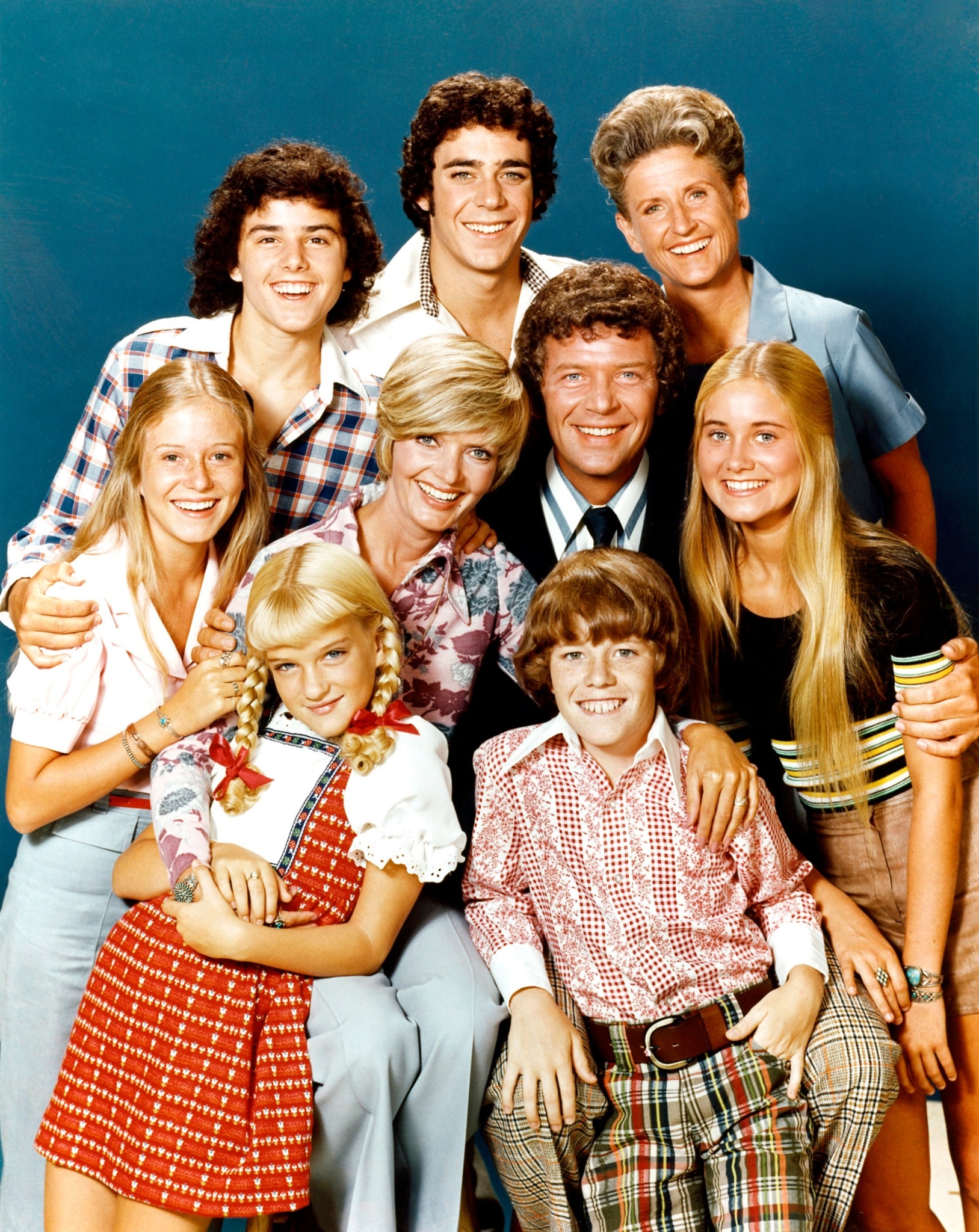 The Brady Bunch cast group portrait