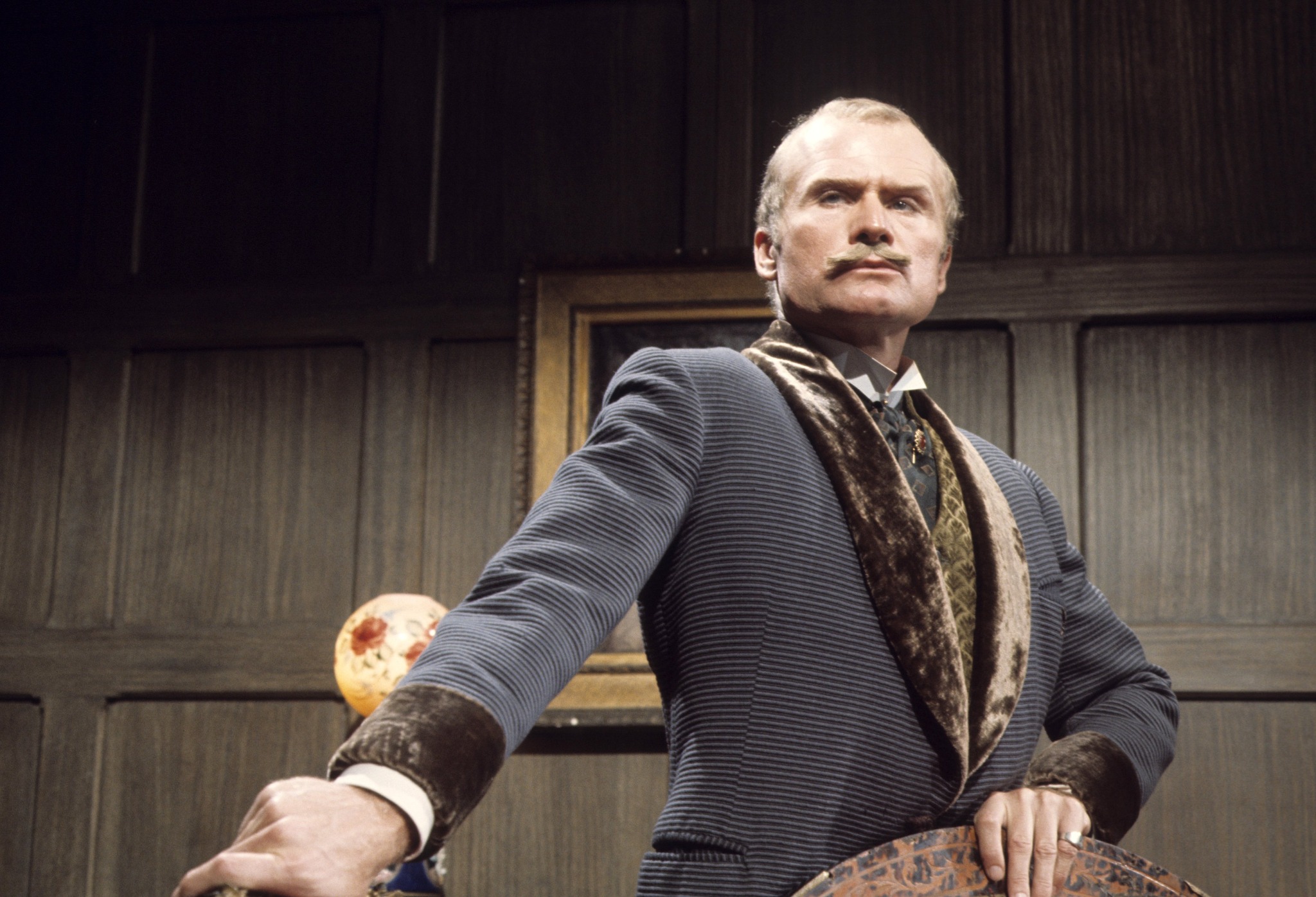 Louis Edmunds in Dark Shadows